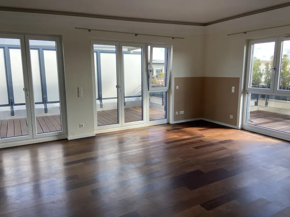 3-Zimmer-Dachgeschosswohnung in München Bogenhausen mit großer Südterrasse in der Alten Ziegelei