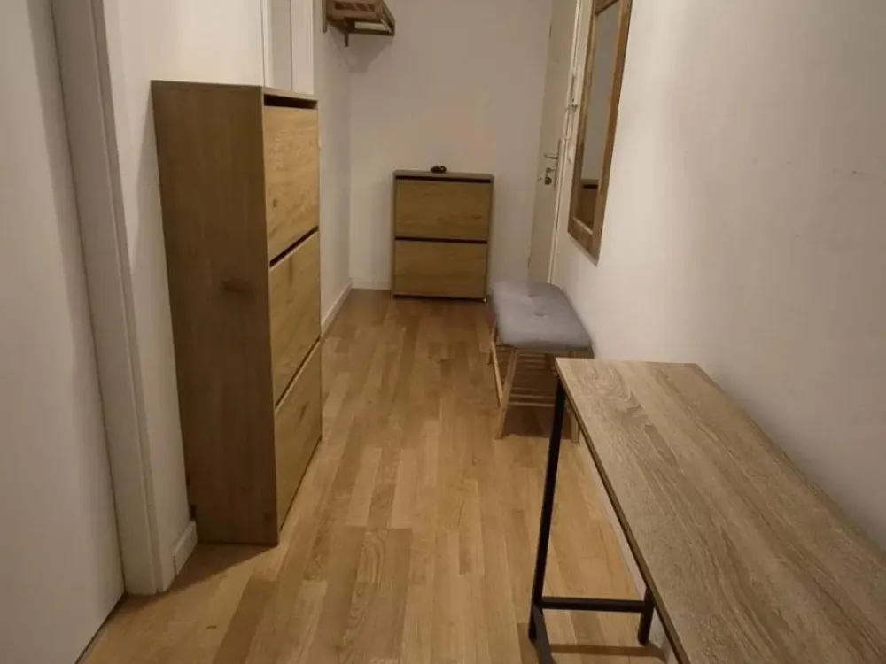 Stylish, Fully Furnished 2.5-Room Apartment with Terrace and Garden in Hamburg-Lokstedt