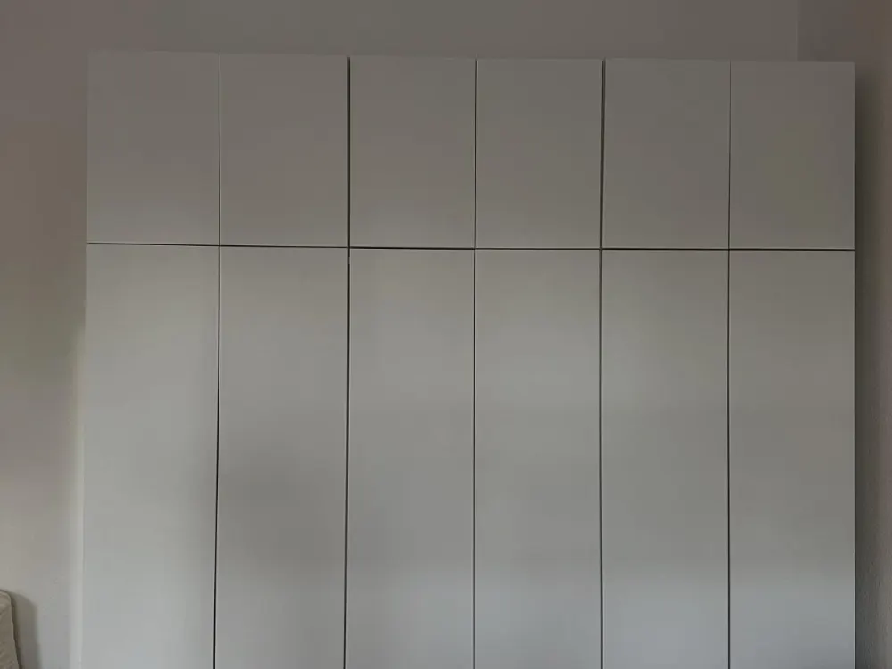 Nachmieter für 1-Zimmer-Altbauwohnung am Wasaplatz (ab Sept 2026)