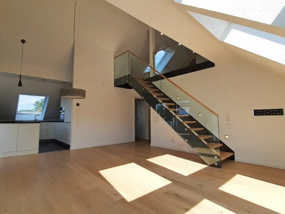 Exklusive 4,5-Zimmer-Maisonettewohnung mit vielen Extras!