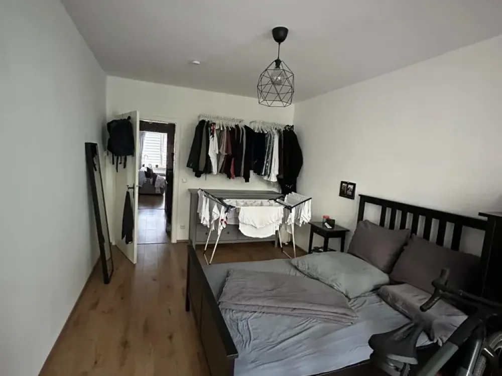 Helle 2-Zimmer-Wohnung mit Balkon & separater offener Küche | Zweitbezug nach Renovierung