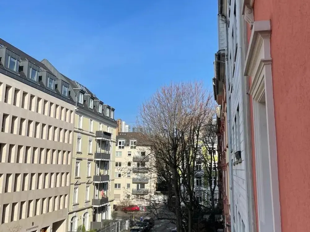 Charmante 4-Zimmer-Altbau-Wohnung in Sachsenhausen-Nord