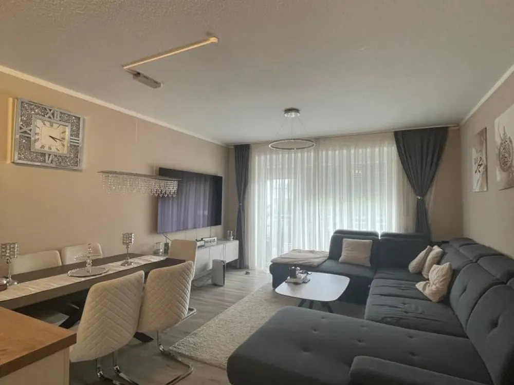 Attractive Upper Floor Apartment with Balcony for Rent