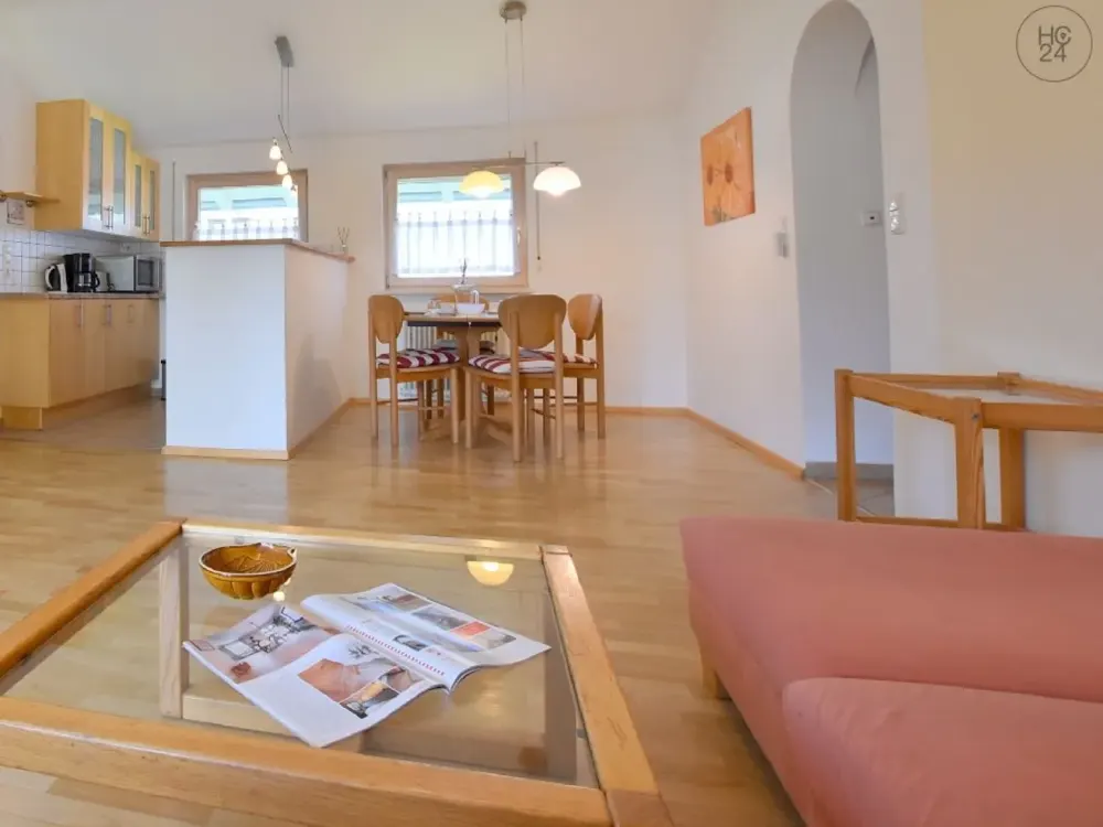 Möblierte 3-Zimmer-Wohnung im 1. Stock mit Balkon in Ottobeuren