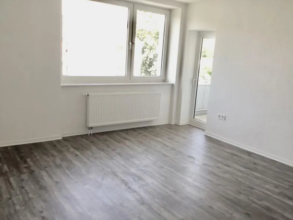 3-Zimmer-Wohnung mit Tageslichtbad und XXL-Balkon