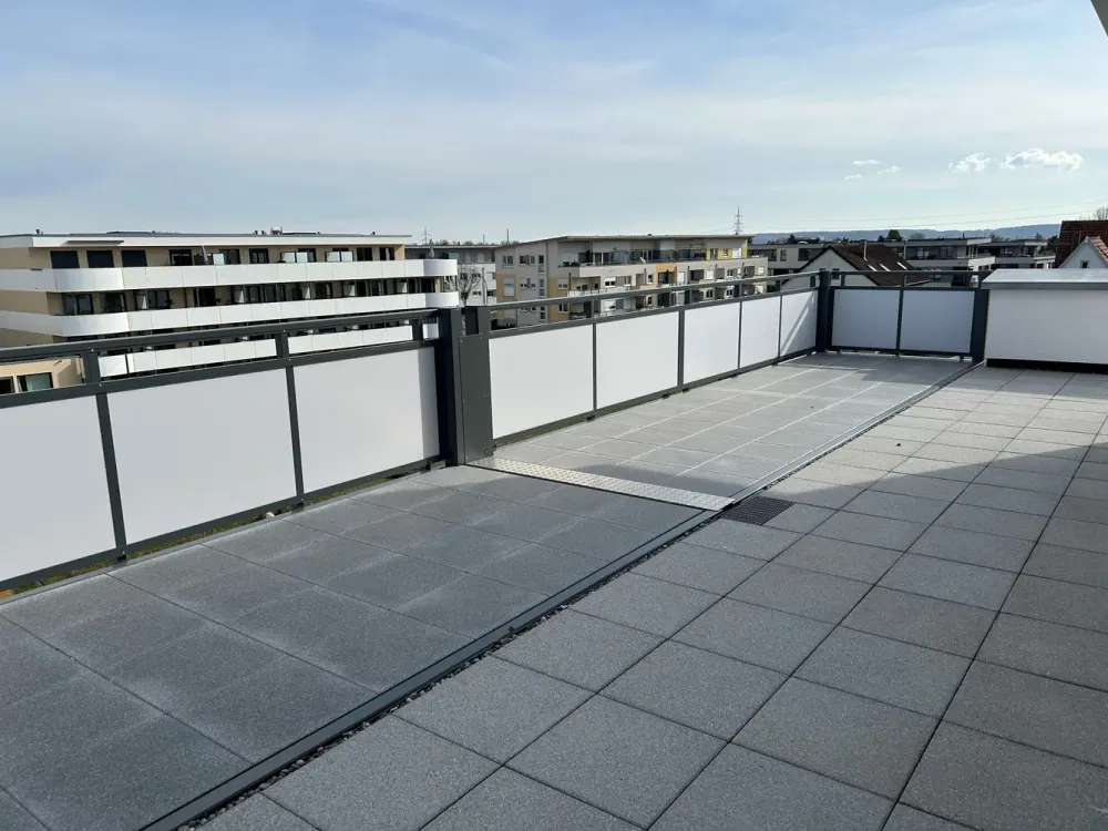 Penthousewohnung mit 2 Zimmern und Dachterrasse