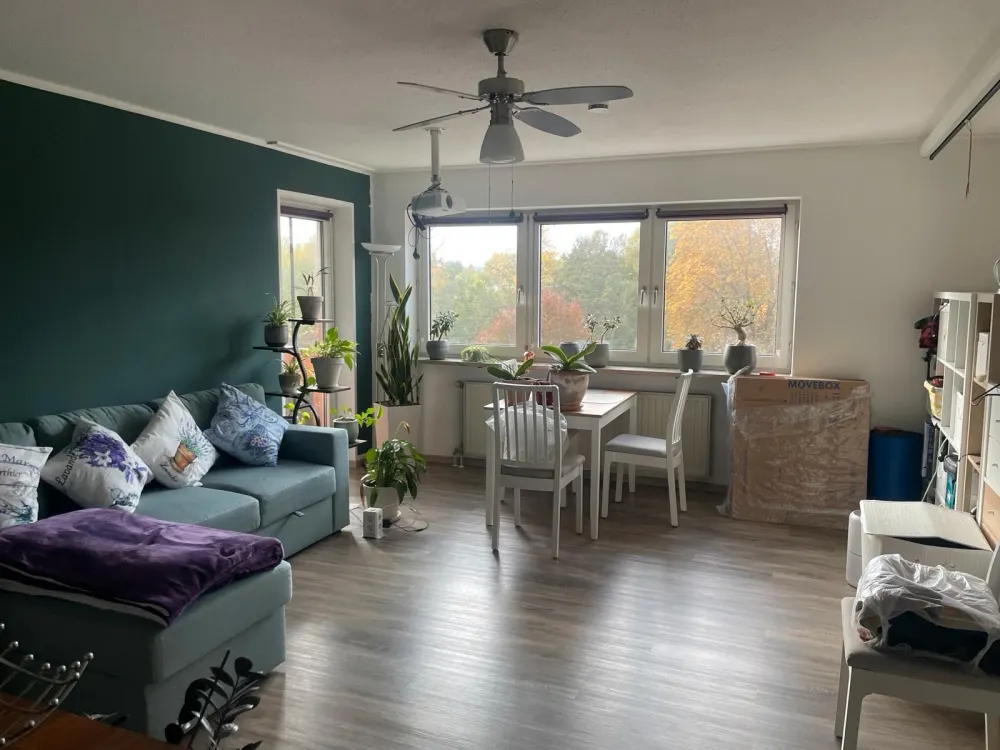 Bright 2-Room Apartment with Dream View