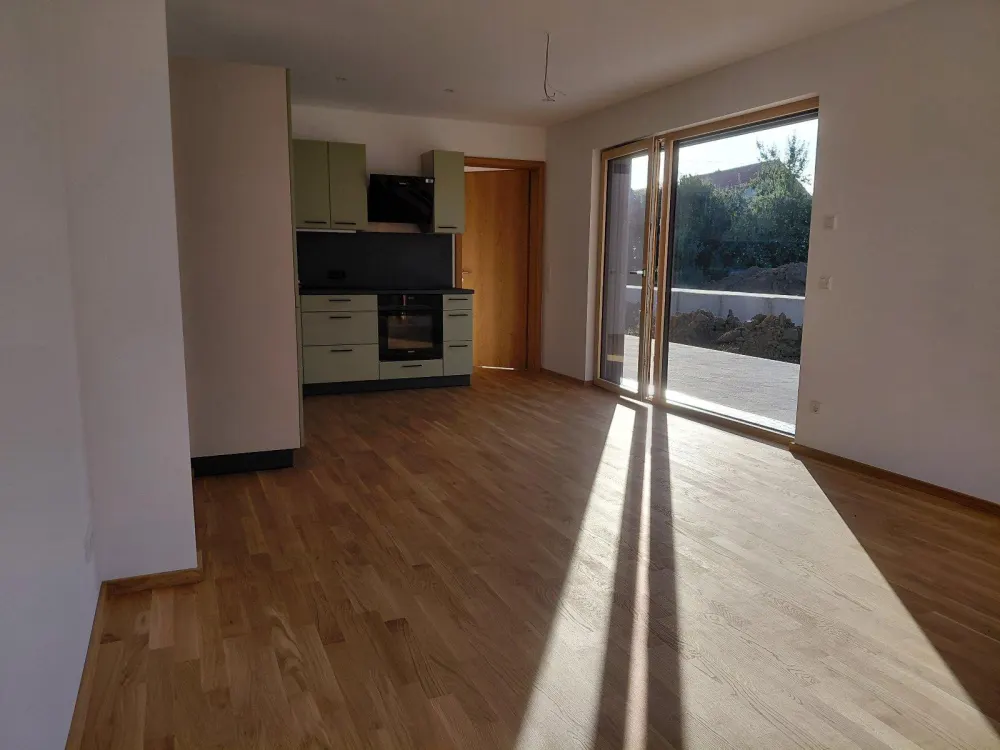 Vermietung 4,5 Zimmer Baufritz Wohnung mit 114 m2 Garten und EBK