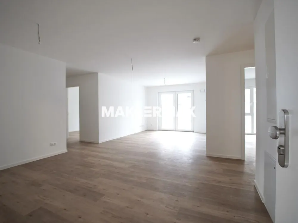 3-Zimmerwohnung im Erstbezug mit großem Balkon und Stellplatz