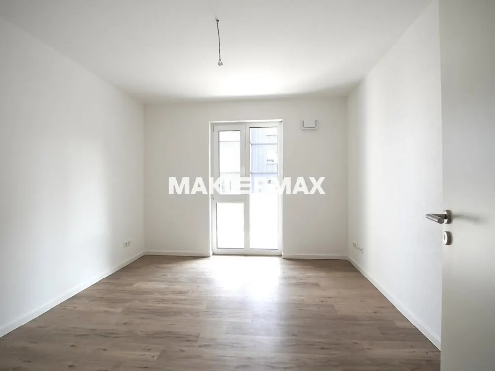 3-Zimmerwohnung im Erstbezug mit großem Balkon und Stellplatz