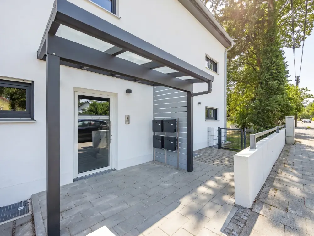 Erdgeschosswohnung mit eigenem Garten in Gröbenzell zu vermieten