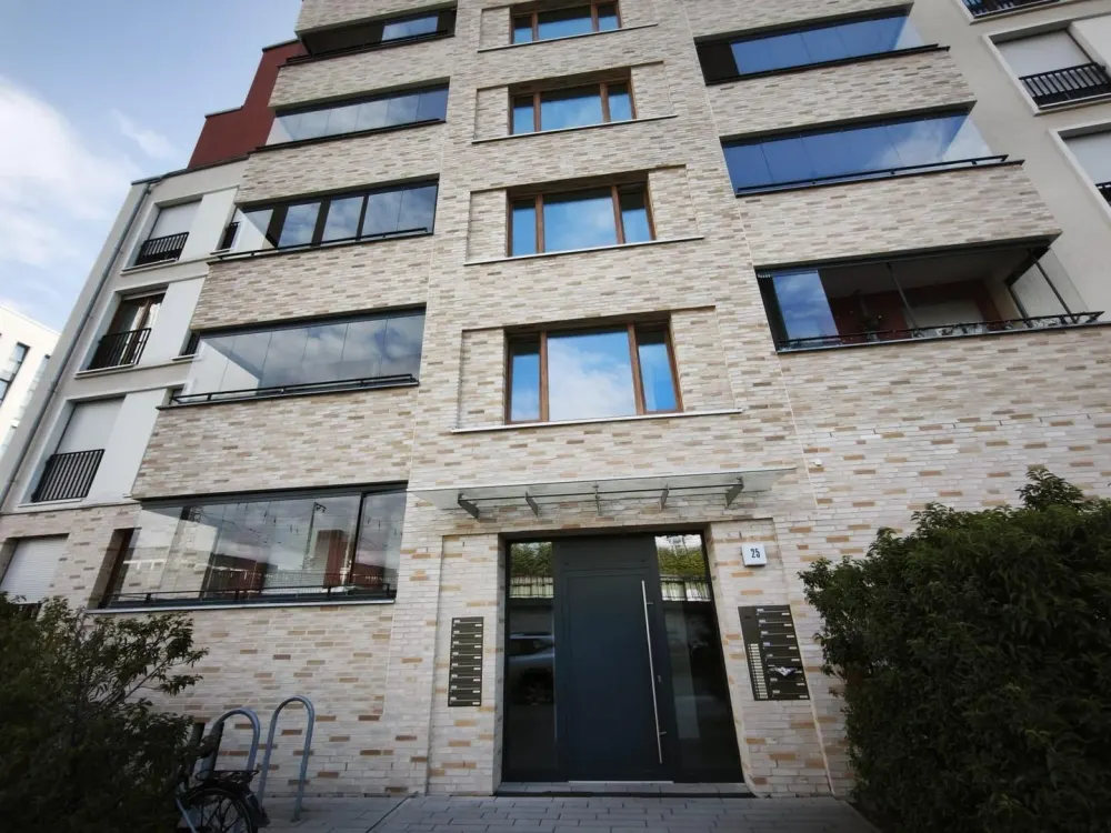 Traumhaft 2-Zimmer Wohnung Perfekte Messe-Lage: Erstklassige Anbindung im Herzen von Frankfurt