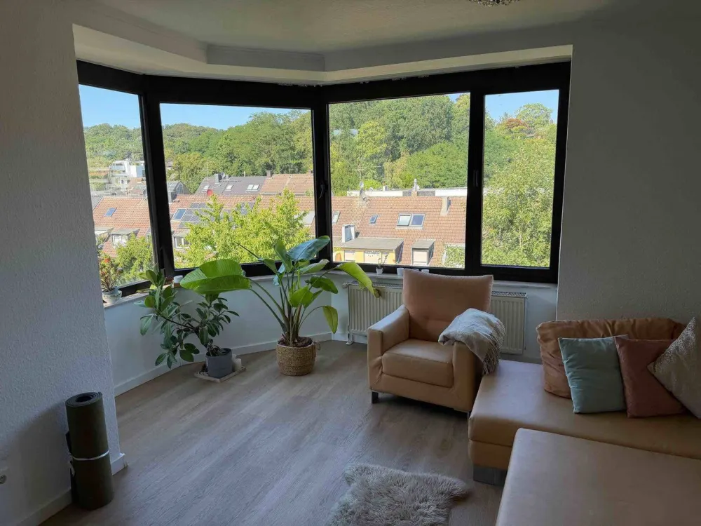 Moderne 2 Zimmer Wohnung in Unterbach!Sonnenbalkon! Aufzug! TG-Stellplatz! Naturerholungsgebiet!