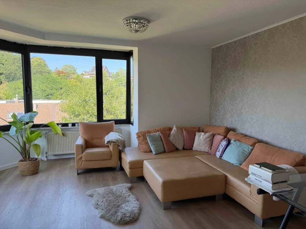 Moderne 2 Zimmer Wohnung in Unterbach!Sonnenbalkon! Aufzug! TG-Stellplatz! Naturerholungsgebiet!
