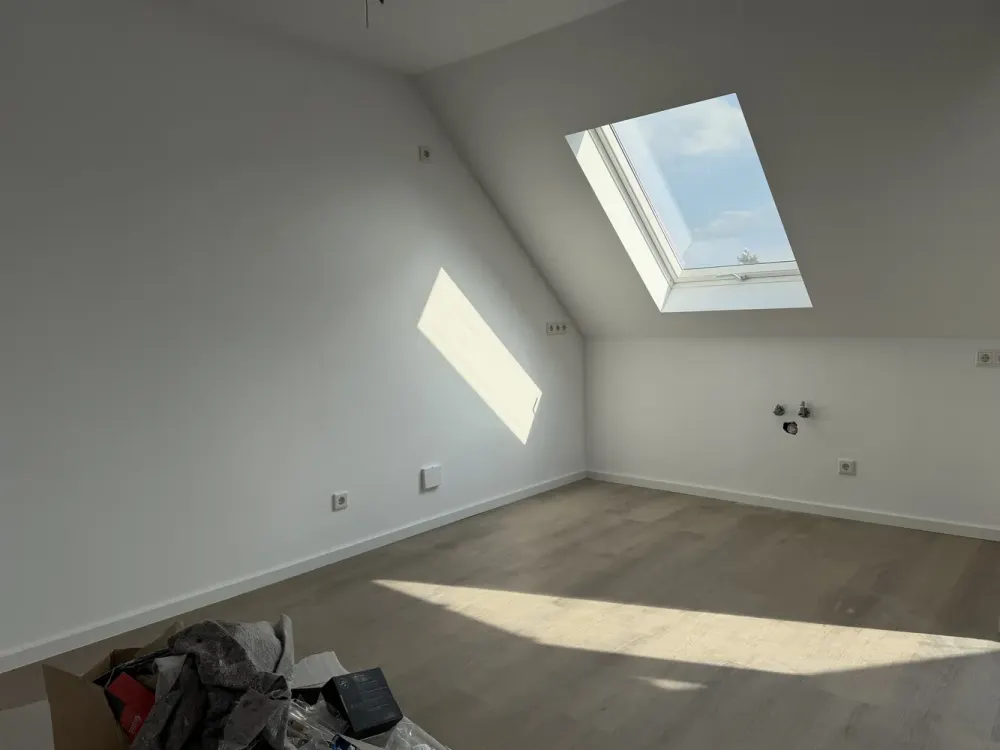 Erstbezug nach Modernisierung - helle 3-4 Zimmer Maisonettewohnung!