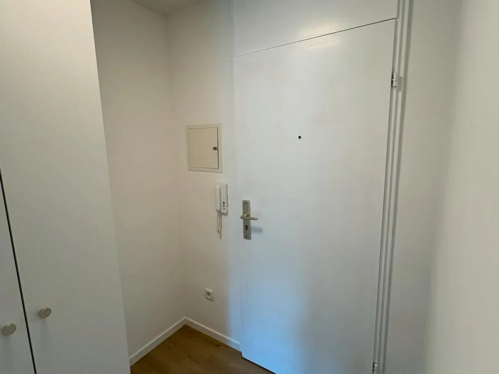 1 - Zimmer Apartment Wohnung möbliert frisch renoviert Erlangen