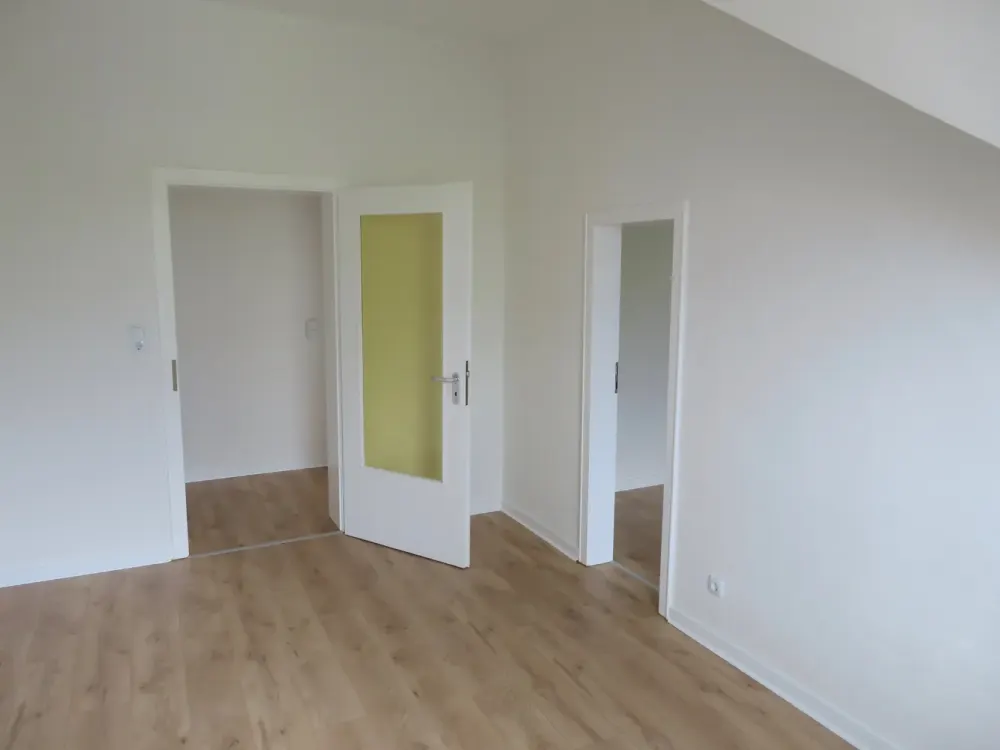 Charmante Dachgeschosswohnung in Duisburg Großenbaum