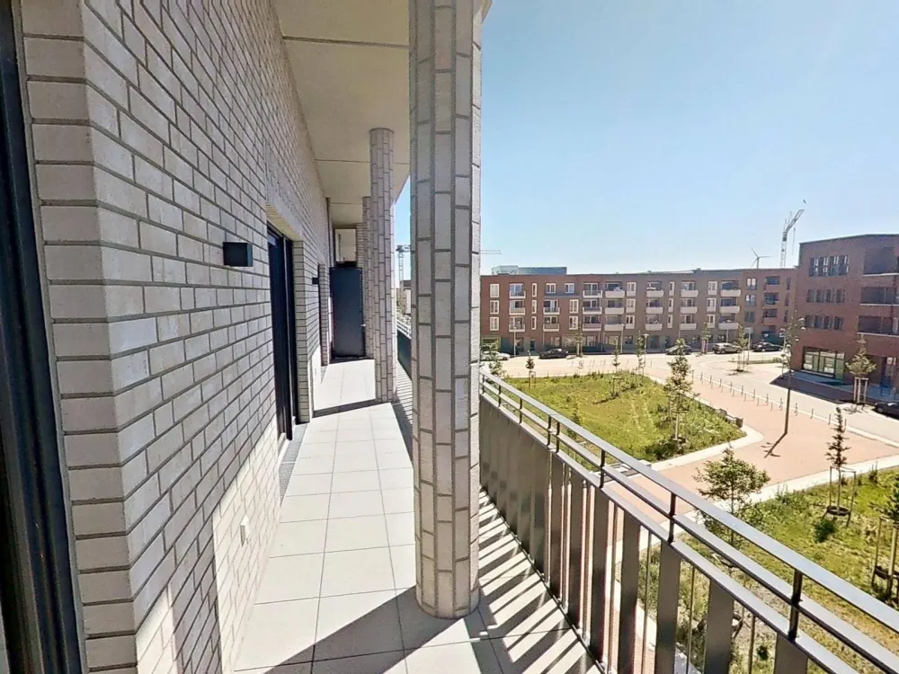 ERSTBEZUG: Helle 2-Zimmer-Wohnung mit EINBAUKÜCHE und BALKON