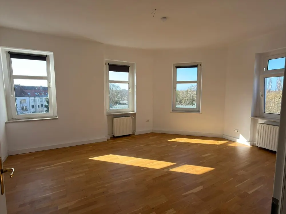 Sonnige, Sanierte 2 Zimmer Wohnung Leipzig Gohlis