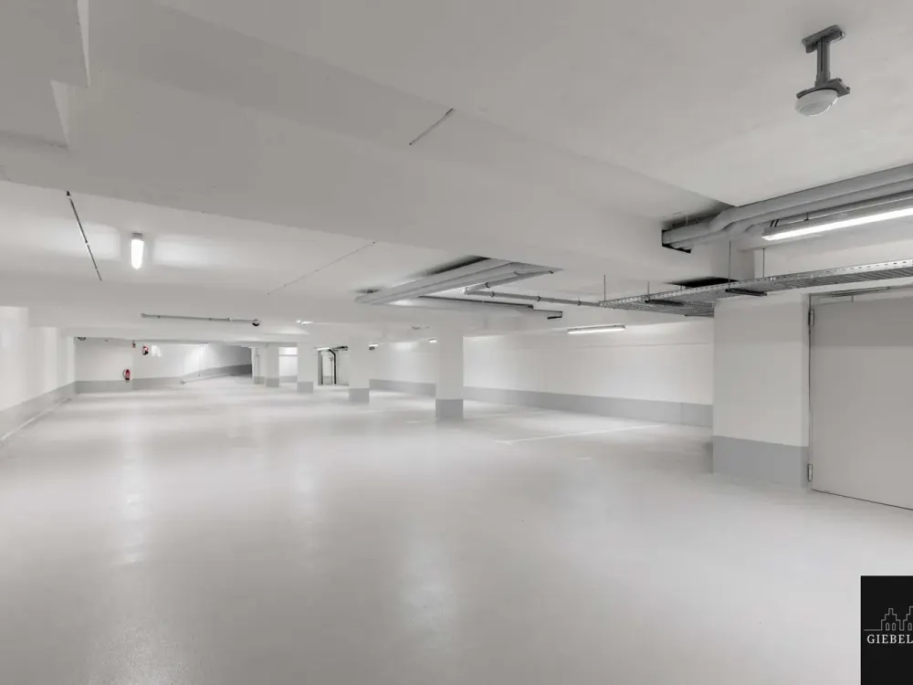 Neugründung einer 3er WG? 4 Zimmer Wohnung mit Garten!