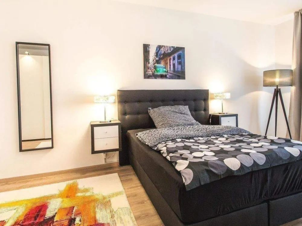 Ab Sofort - modern möbliertes Zimmer in 3er WG - top Lage Ostend - fußläufig zur EZB