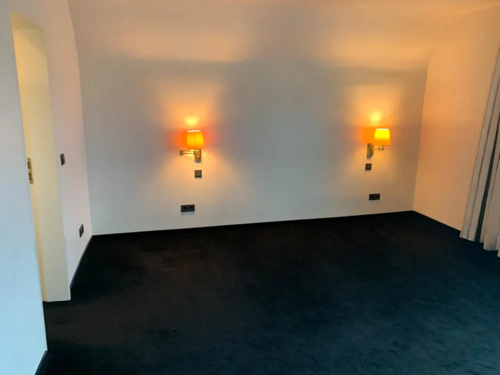 Traumhafte Maisonette, Wohnung m Balkon und Stellplatz Rodenhof