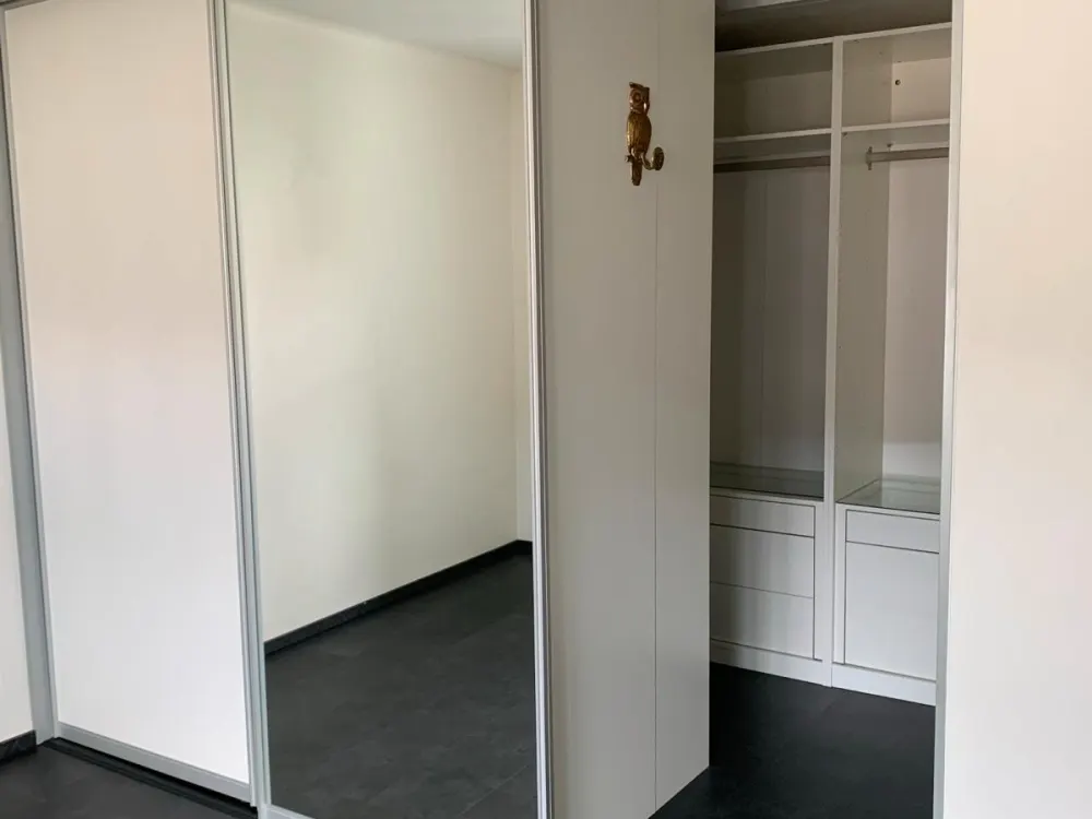 Traumhafte Maisonette, Wohnung m Balkon und Stellplatz Rodenhof