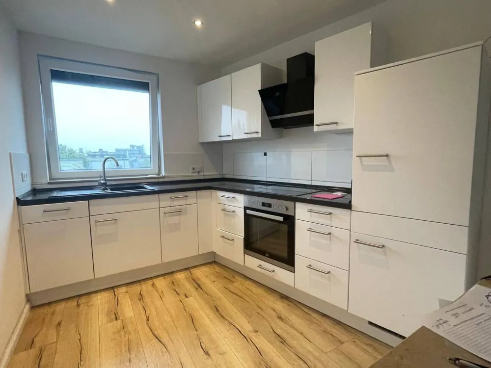 Free 2-Room Apartment on the 6th Floor