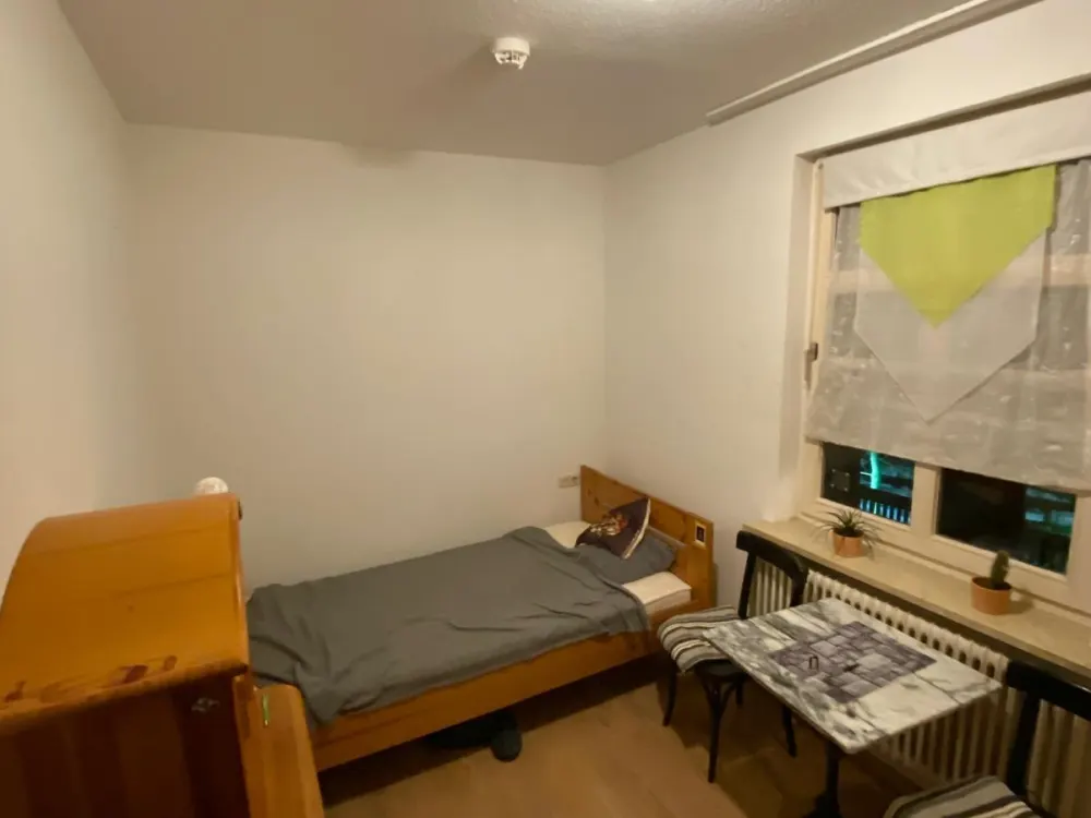 Vollmöblierte, 1 Zimmerwohnung inklusive Strom