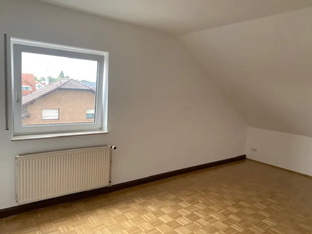 2-Zimmer-Dachgeschosswohnung in Kelsterbach
