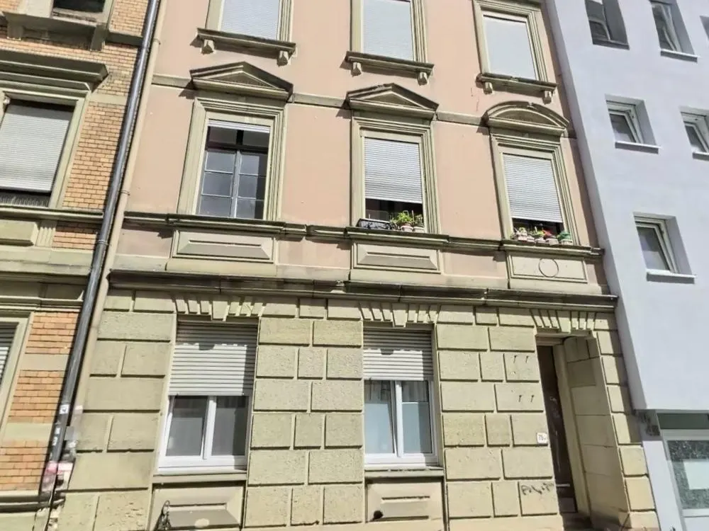 2-Zimmer-Altbauwohnung in der Karlsruher Südstadt