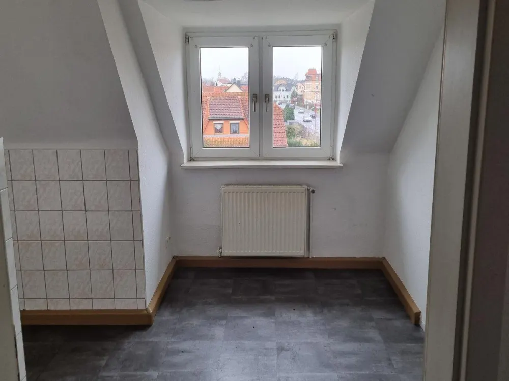 Charmante 2-Raum Dachgeschosswohnung in Naunhof, ab 01.10.2026