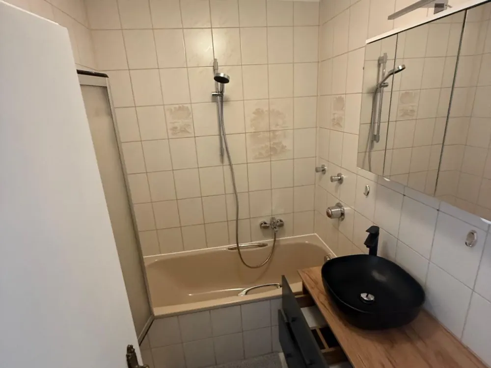 22 qm Zimmer in Studenten 3er-WG Nürnberg mit Balkon zu vermieten