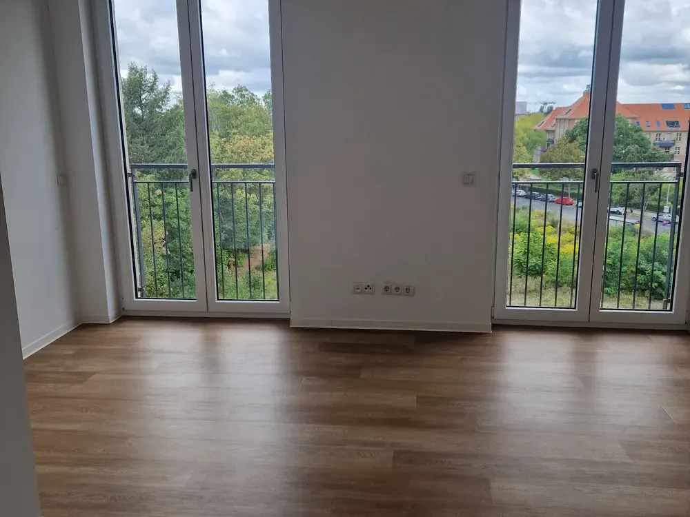Suche Nachmieter für 2-Zimmer-Wohnung ( 1 Schlafzimmer 1 Wohnzimmer) im Neukölln Mariendorfer Weg