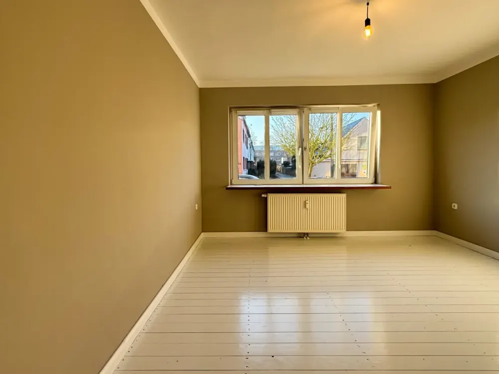 Your New Home with Garden: Bright 3-Room Ground Floor Apartment in a Quiet Location