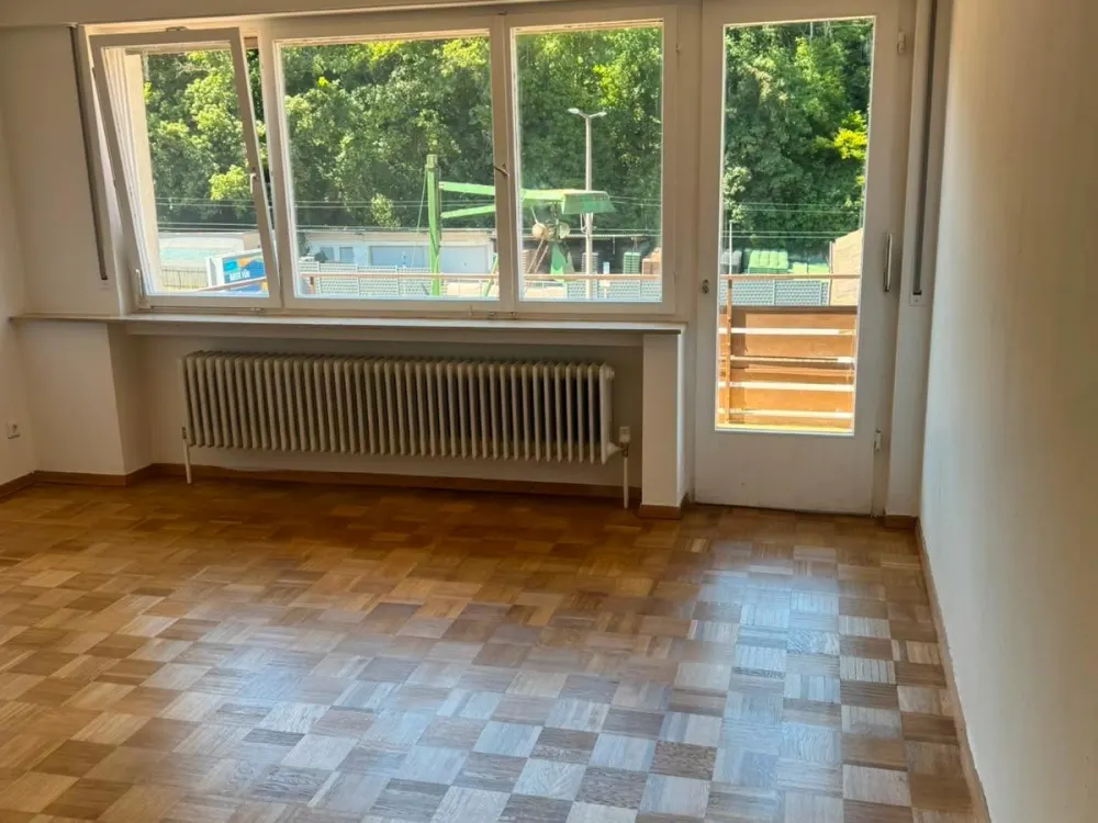 Familienfreundliche 4,5-Zimmer-Wohnung mit Balkon in Stuttgart