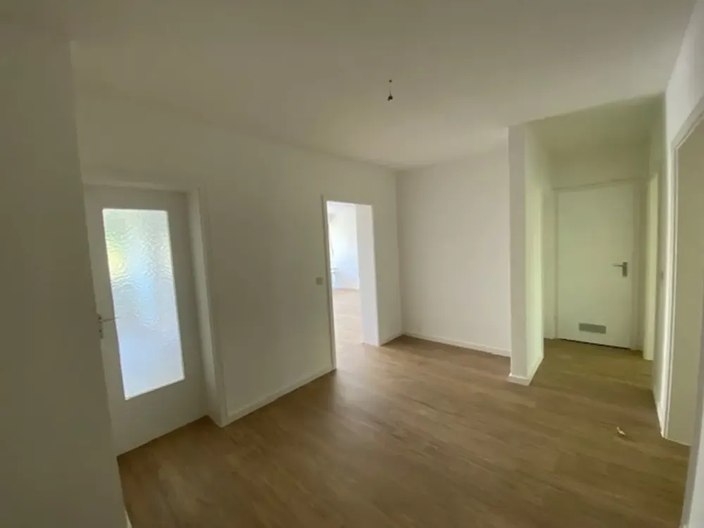 *Attraktive 3-Zimmer-Wohnung mit Balkon in ruhiger Bestlage nahe Nymphenburg*