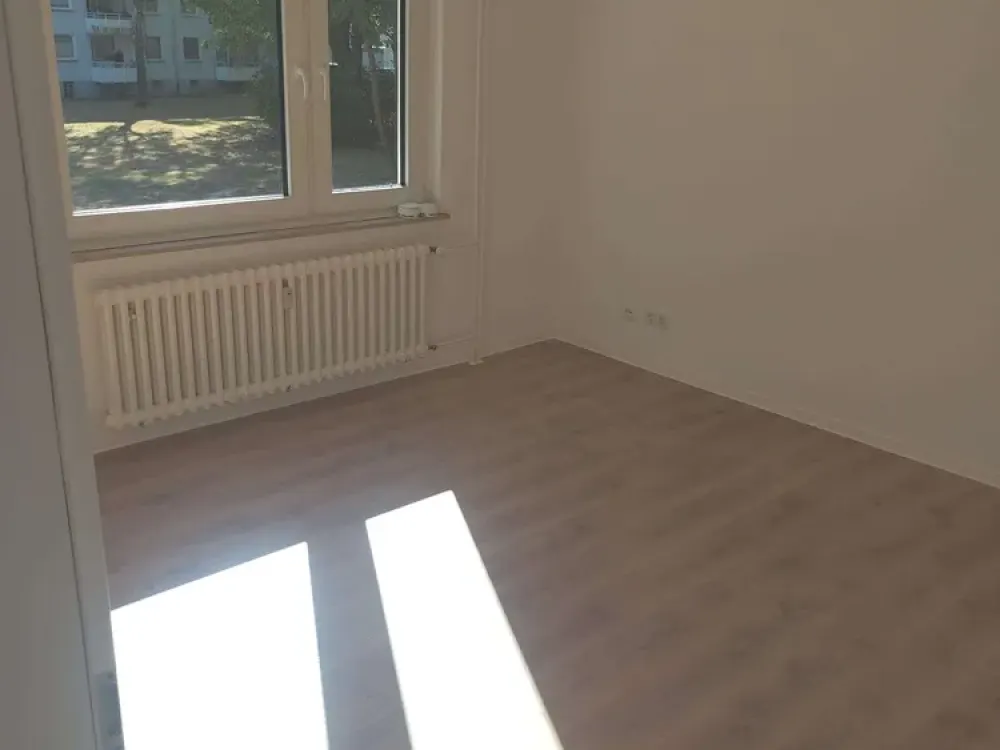 Im 1. OG! frisch sanierte 2-Zimmerwohnung *lichtdurchflutet* + 2 Monate Mietfrei!