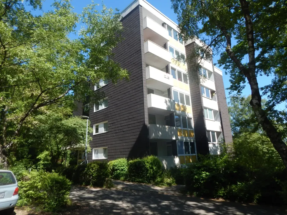Living Dream: Spacious 3-Room Apartment