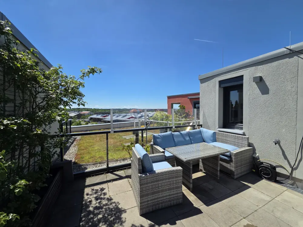 Luxuriöse 4-Zimmer Dachterrassenwohnung mit Alpenblick