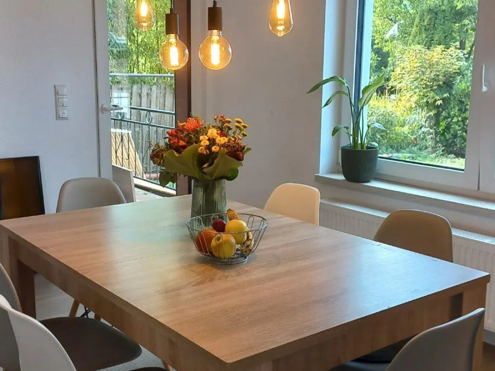 Möblierte 4-Zimmer Whg für 3er WG/Erstbezug nach Kernsanierung