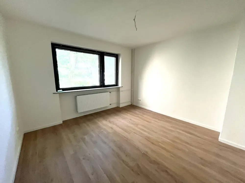 Modernisierte/renovierte 2-Zi-Wohnung mit Balkon in Schenefeld! | GLADIGAU