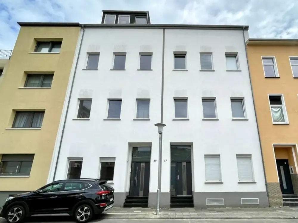 Renovierte 2-Zimmer Wohnung - direkt bezugsfrei!