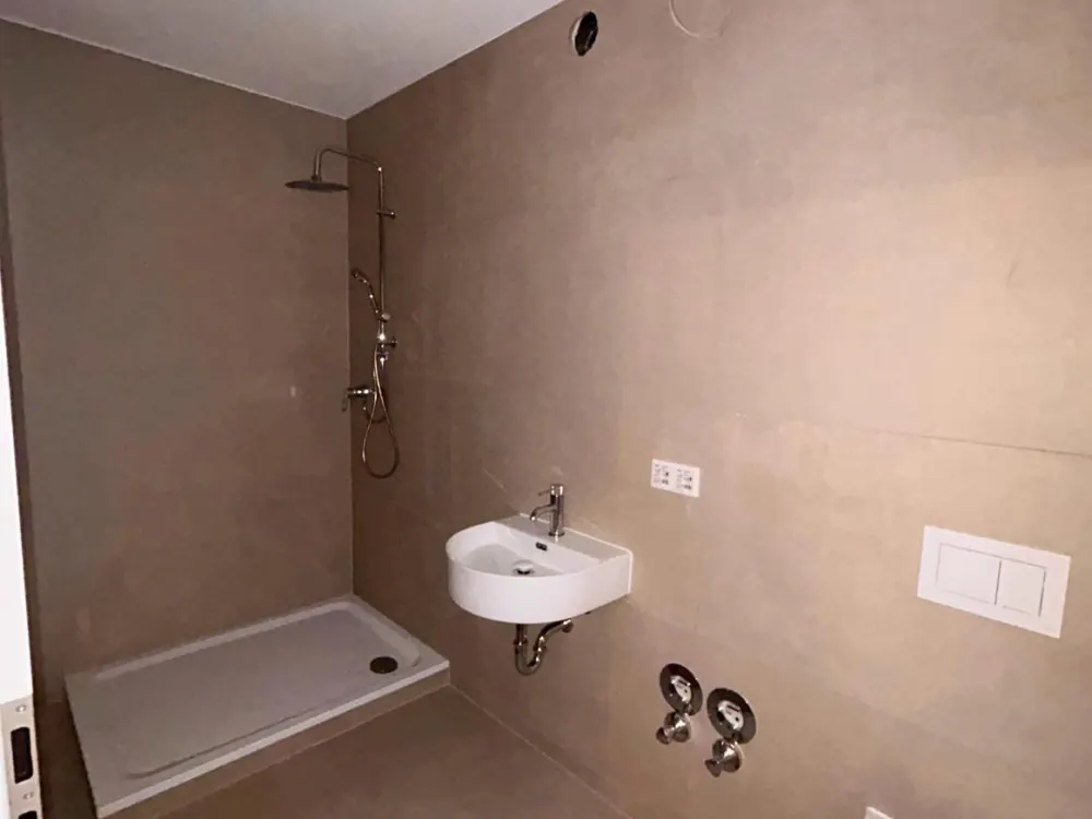 [LIS-10071] Top renovierte 3-Zimmer Wohnung neben dem Rhein-Center!