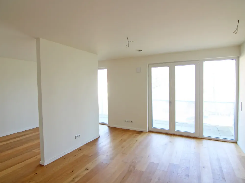 Elegante Designwohnung mit großem Balkon, Einbauküche und tollem Ambiente!