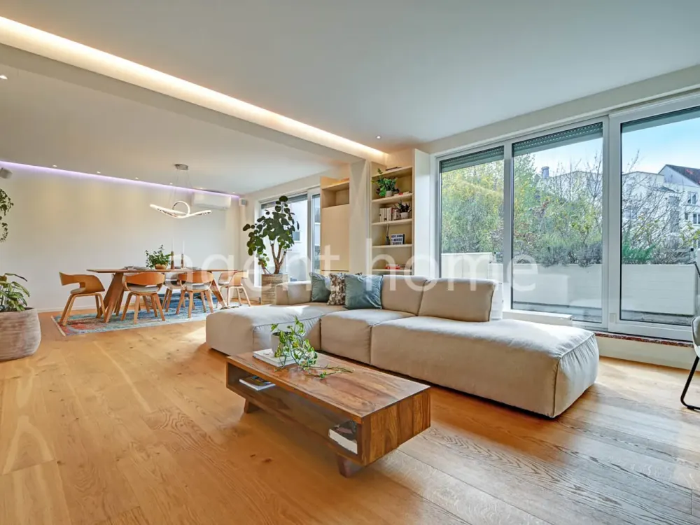MÖBLIERT - WOHNTRAUM IM WESTEN - Tolle Penthousewohnung mit Balkon