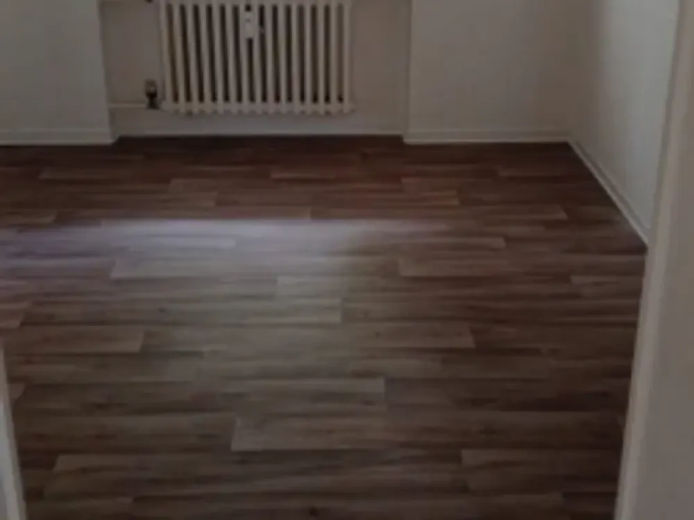 Schöne 2,5 ZKB Wohnung