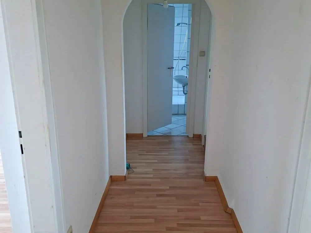 Helle DG Wohnung 4 ZKBad zentrumsnah WG geeignet