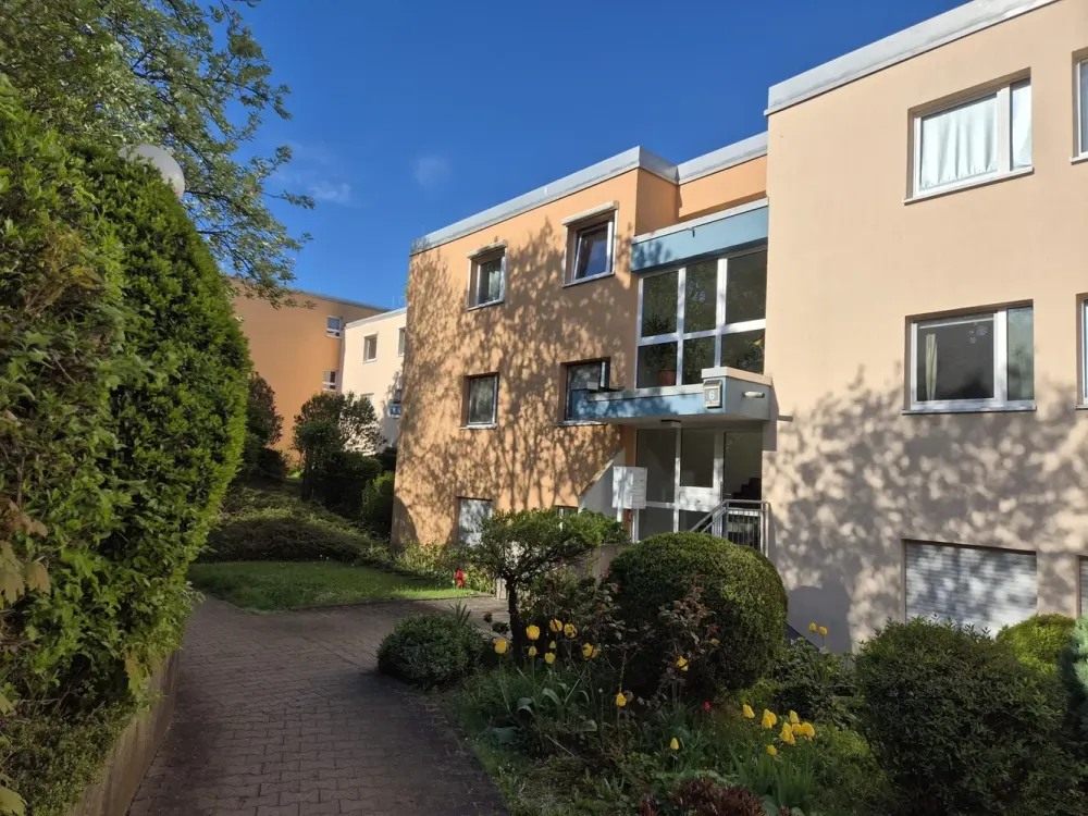 Königstein. Attraktive 4-Zimmerwohnung in Laufnähe zur Innenstadt