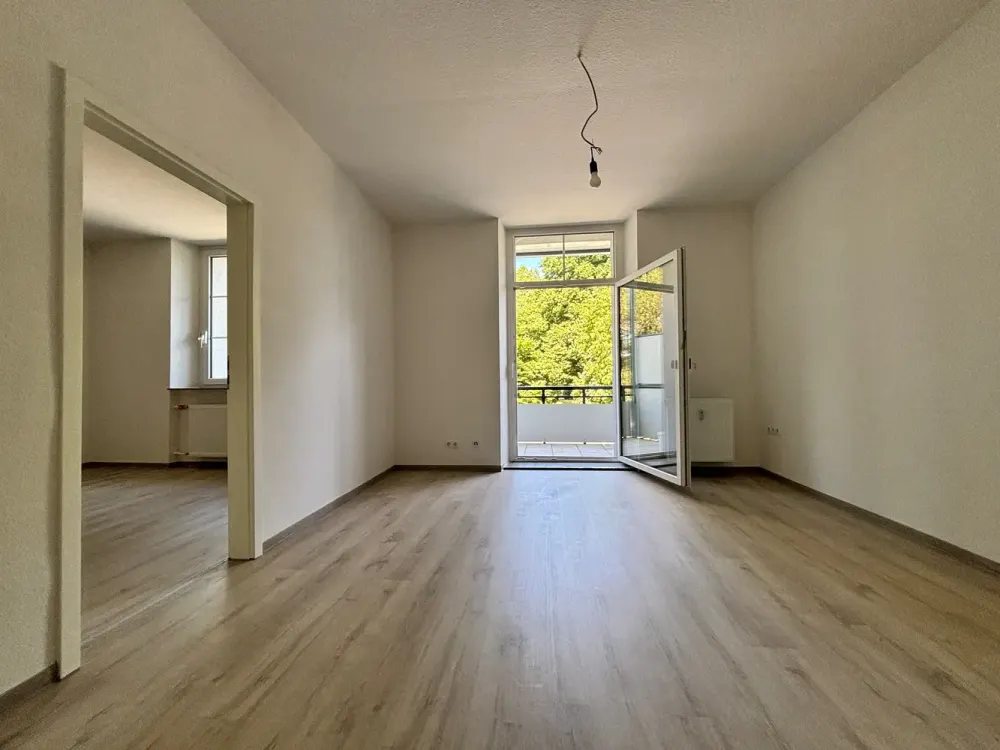 TOP renovierte 2-Zimmer Wohnung am Waldrand